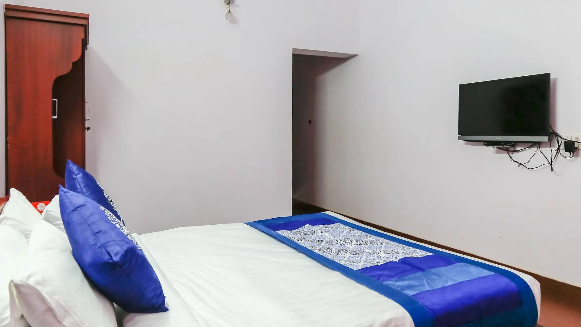 호텔 Oyo 5836 Alleppey Holiday Beach Resort Alappuzha