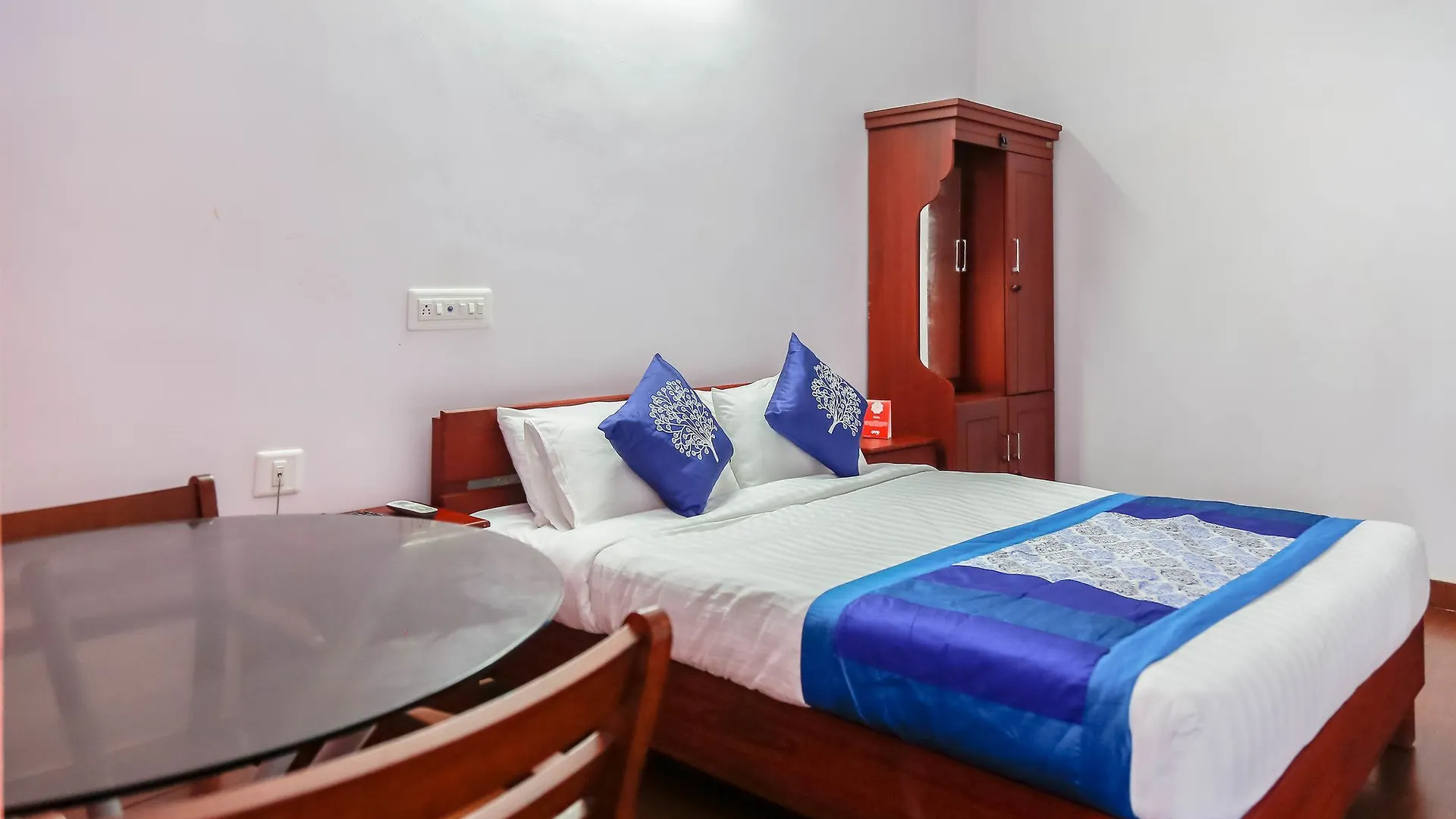Oyo 5836 Alleppey Holiday Beach Resort Alappuzha 2*,  인도